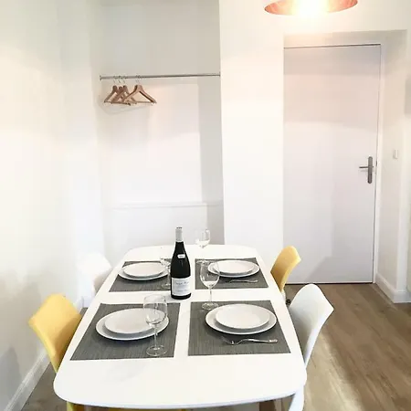 Apartment 10 Boulevard Beaune (Cote d'Or)