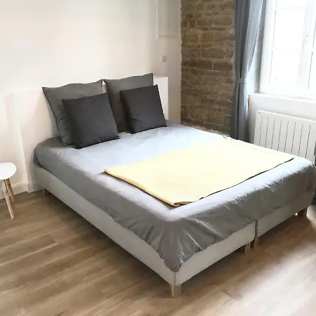 Apartment 10 Boulevard